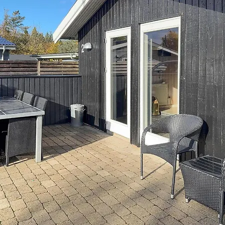 Дом отдыха Stunning In With Sauna *