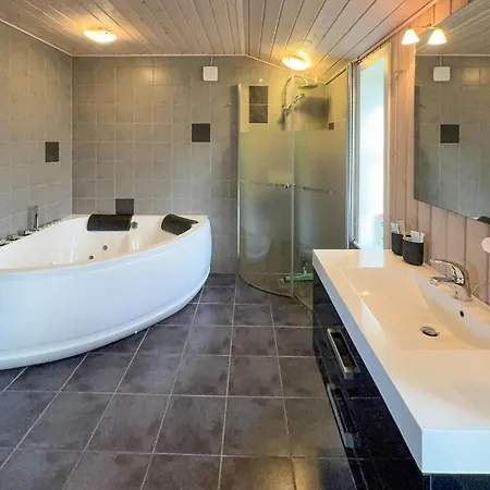 Stunning In With Sauna Nyaraló Tarm