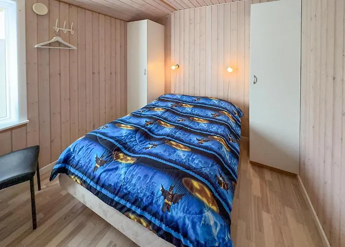 Stunning In With Sauna Tarm